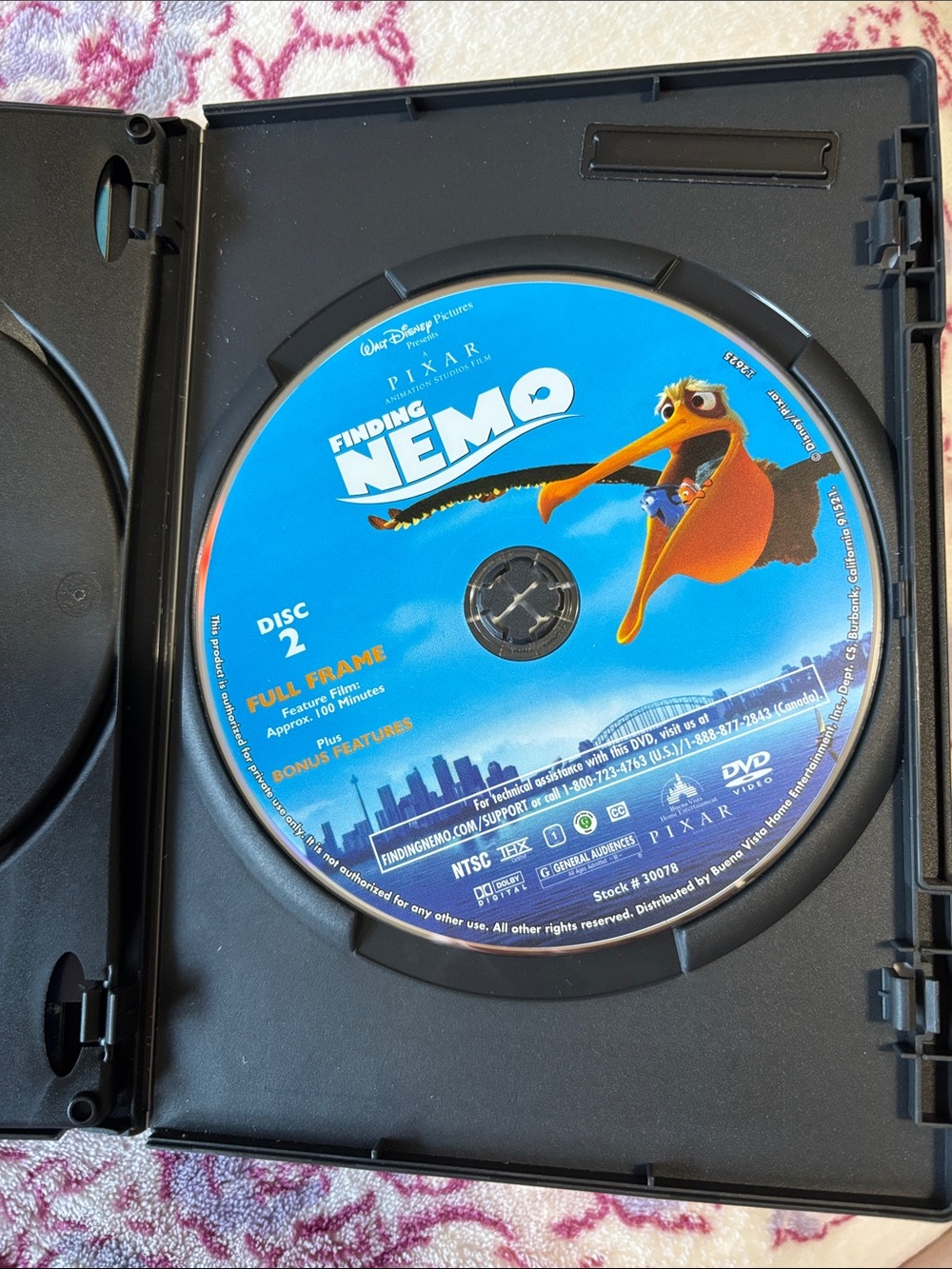 Finding Nemo 2 Disks - Picture 4 of 4